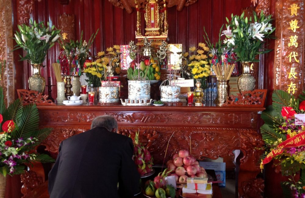 Thờ Cúng Tổ Tiên