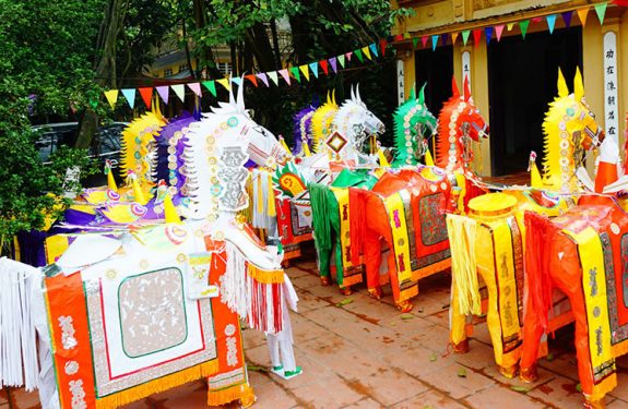 Bàn Về Đốt Đồ Mã